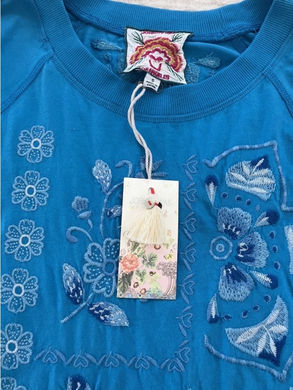 NWT Johnny Was Raw Edge Raglan Boxy Embroidered Tee Cotton Blue Ret. $130 Small - Picture 5 of 5